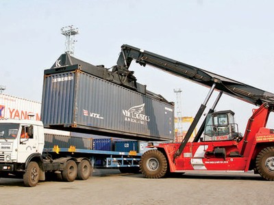 Trả gấp 10 lần cho "sân sau" của Tổng cục Thuế?